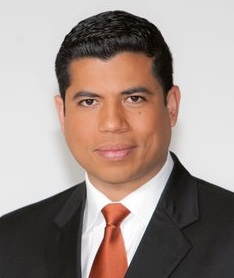 Juan <b>Carlos Gutierrez</b> is the new 5:00 p.m. and 10:00 p.m weekday anchor for <b>...</b> - juan_carlos_gutierrez