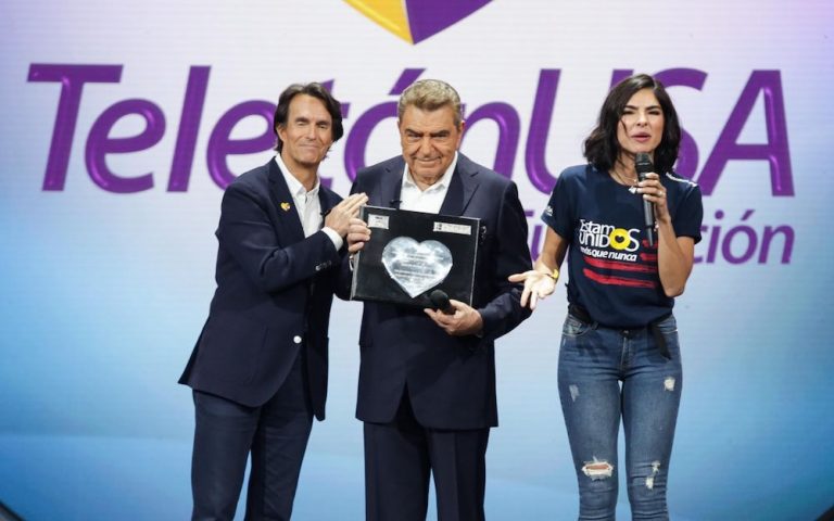 Don Francisco TeletonUSA Univision award